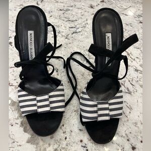 Manolo Blahnik Heels Sandals Ankle Straps Suede Canvas Black White 39.5 US 9.5